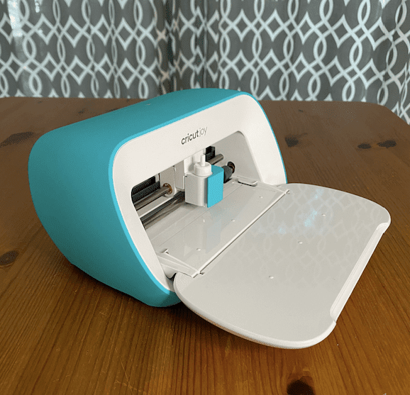 Buying in Canada: Cricut Accessory & Tools (what do you actually need?) »  MyMomCanCraft